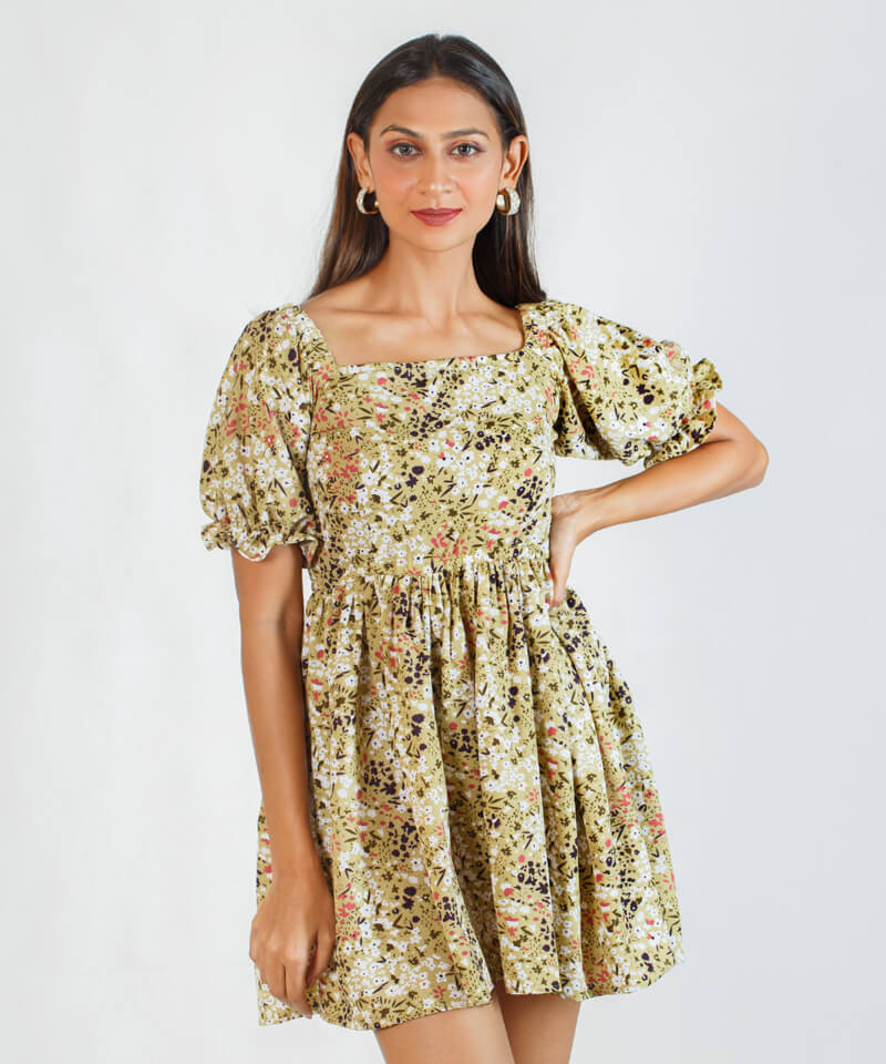 SQUARE NECK PUFF SLEEVE DRESS