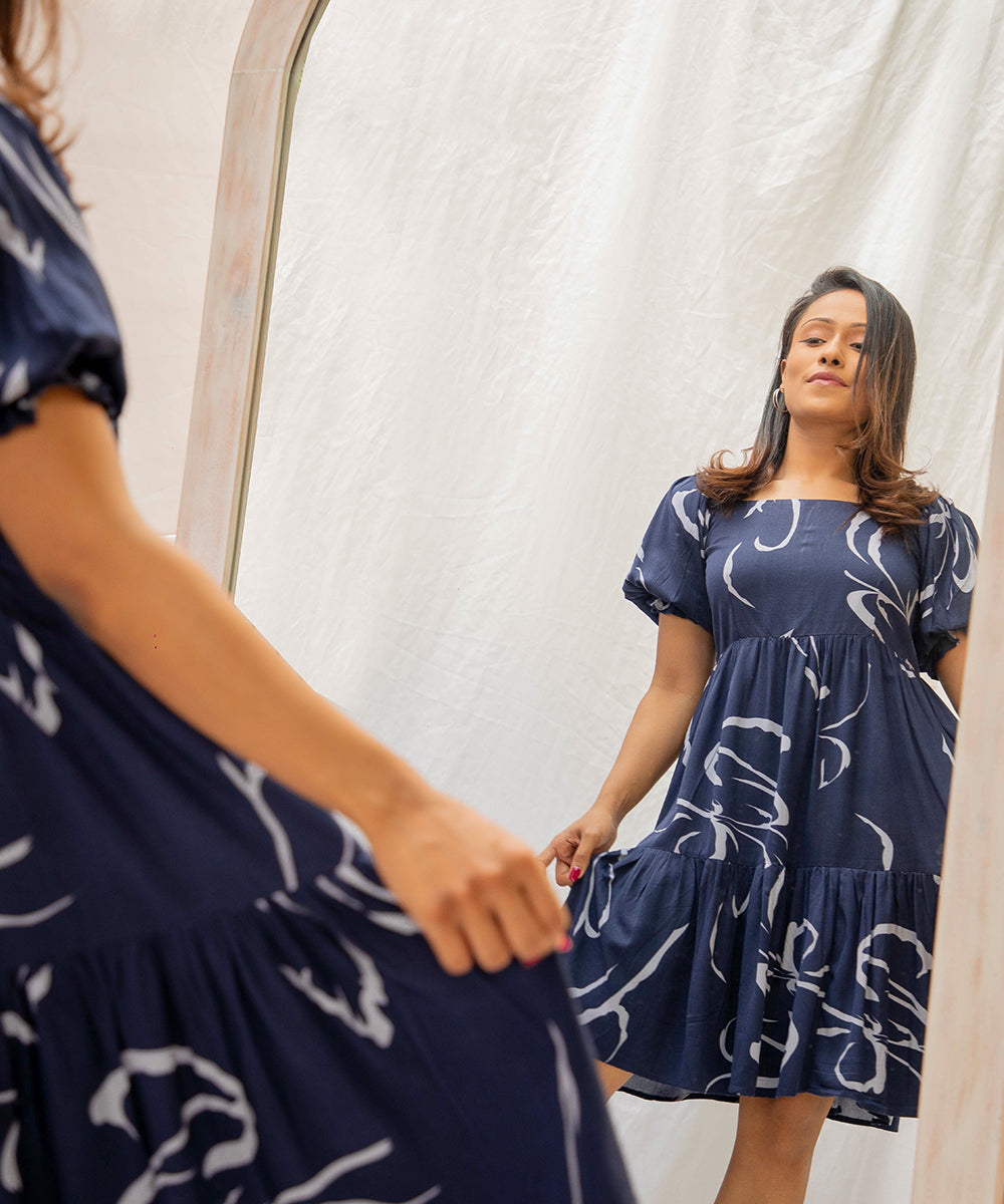 PUFF SLEEVE RUFFLE HEM DRESS